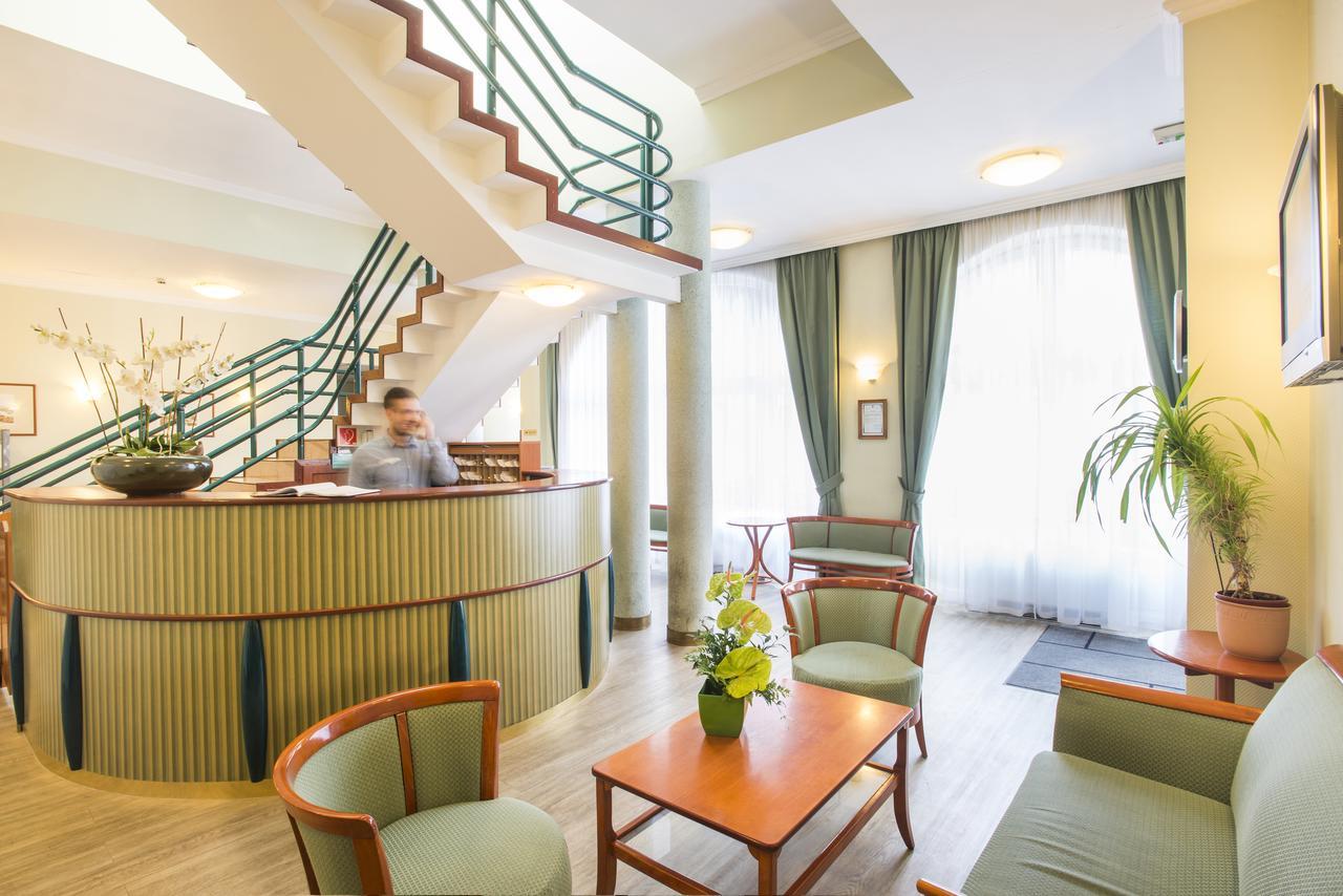 Baross City Apartments Budapest Eksteriør bilde